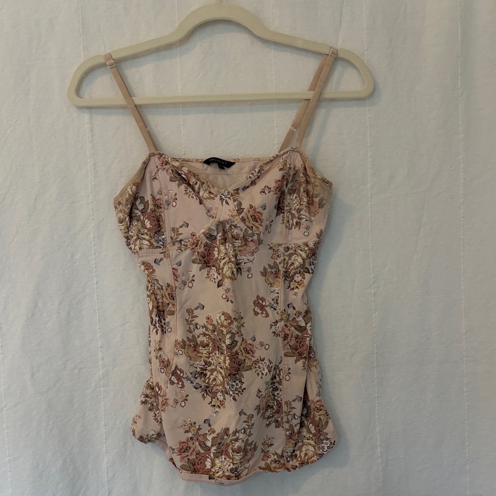 Aritzia Floral Camisole in Soft Pink, L - Picture 2 of 6